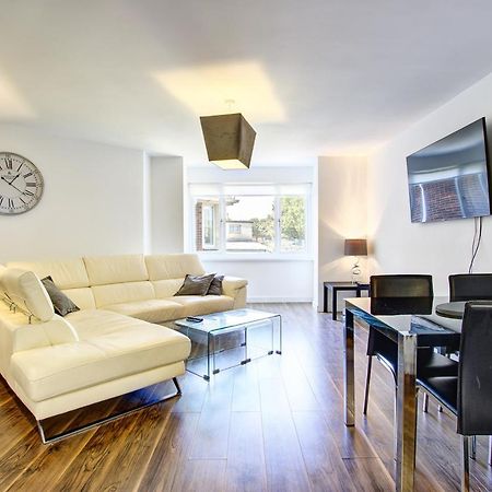 Sunderland Short Stays 2 Bedroom Apartment Free Parking Fulwell Sr6 外观 照片