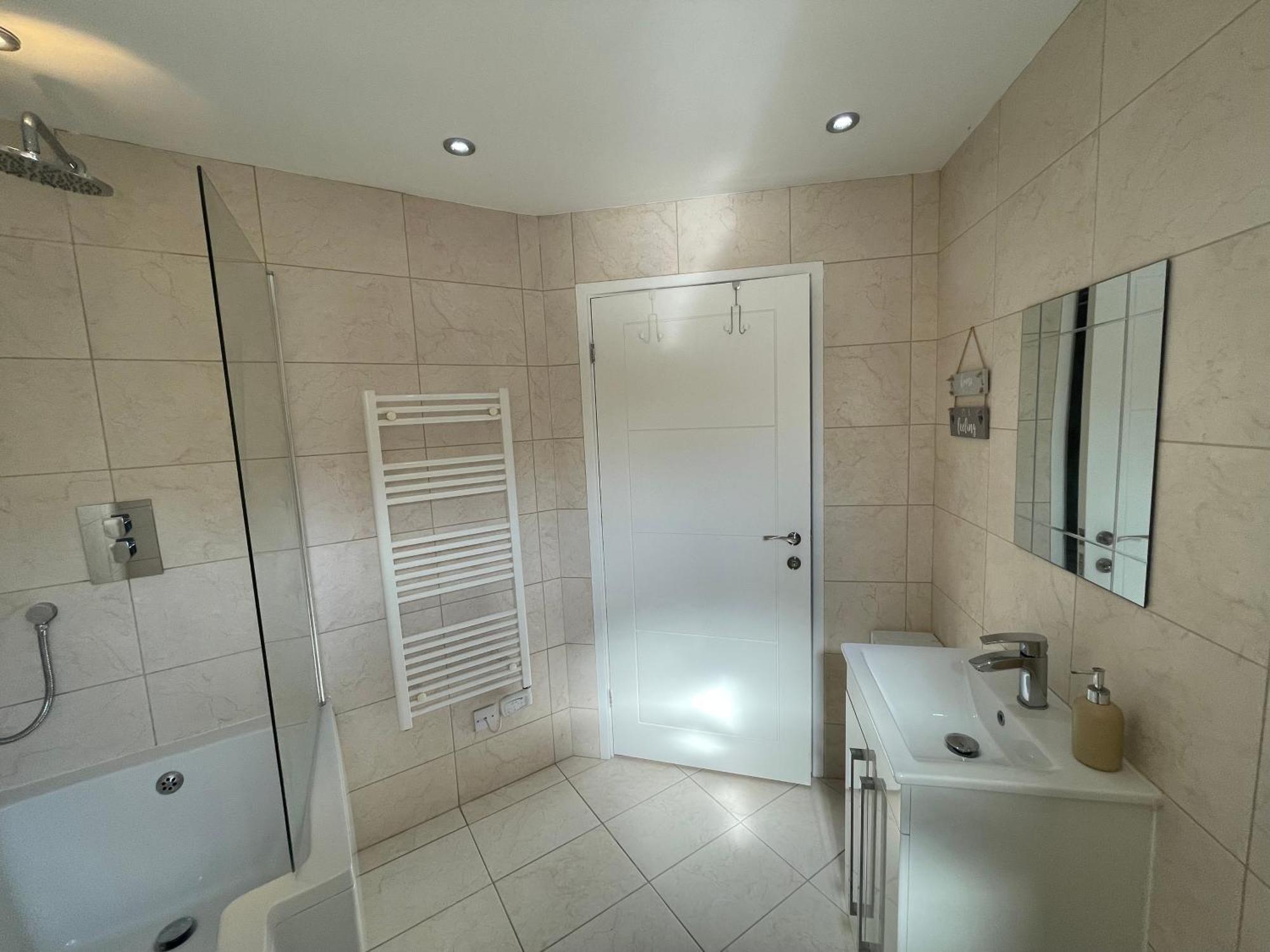 Sunderland Short Stays 2 Bedroom Apartment Free Parking Fulwell Sr6 外观 照片